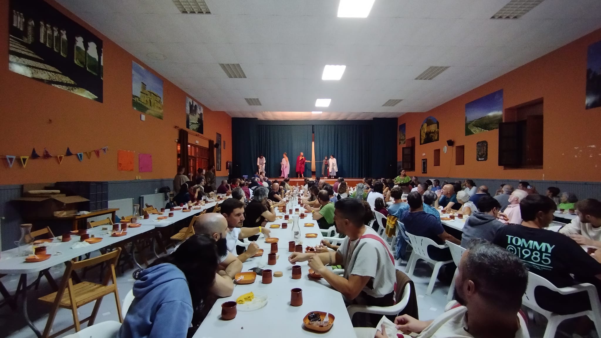 Cena