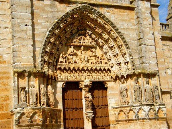 Fachada iglesia
